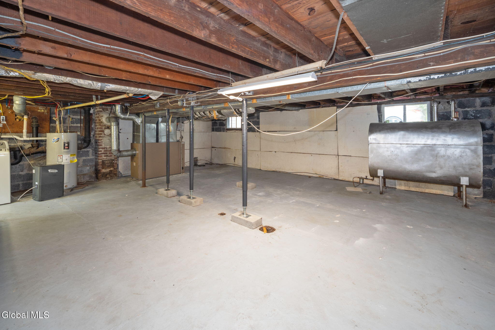 159 Schoolhouse Road Albany, NY 12203 - Photo 34 of 42 34-159SchoolhouseRd_34