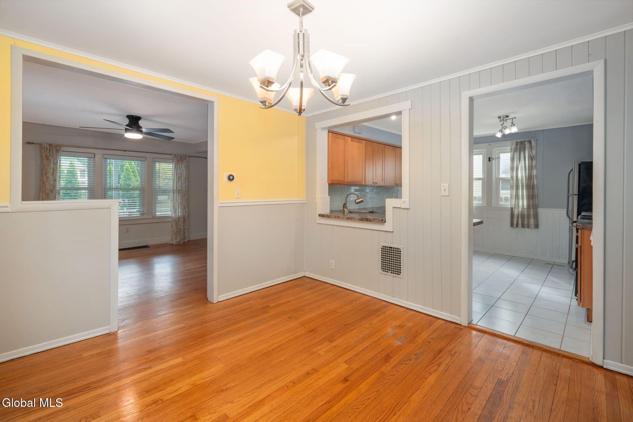 159 Schoolhouse Road Albany, NY 12203 - Photo 9 of 42 9-159SchoolhouseRd_09