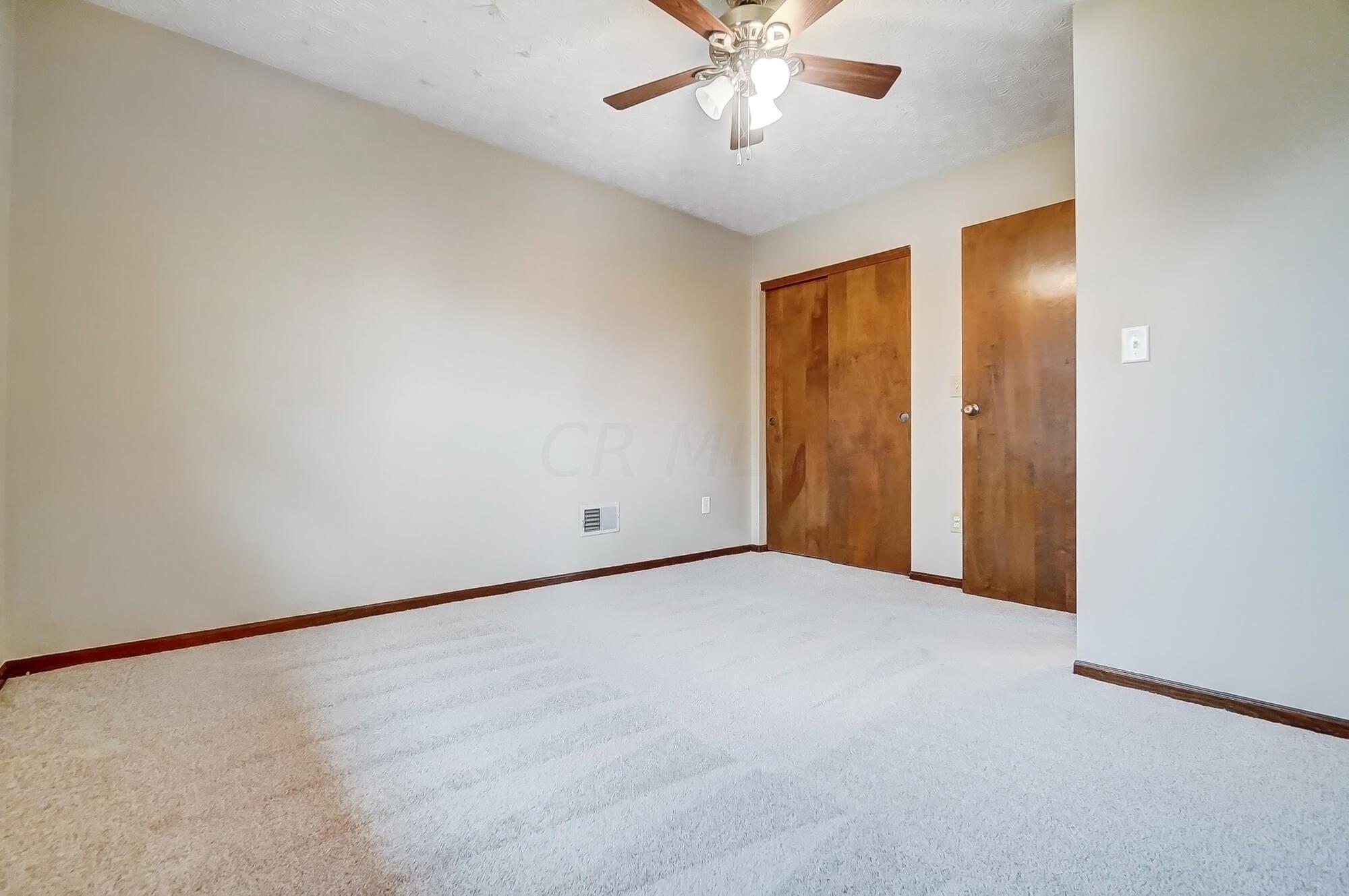 91 Lawrence Road Westerville, OH 43081 - Photo 30 of 50 035