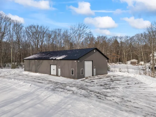 $700,000 | 823 Washington Street North, Auburn, ME 04210