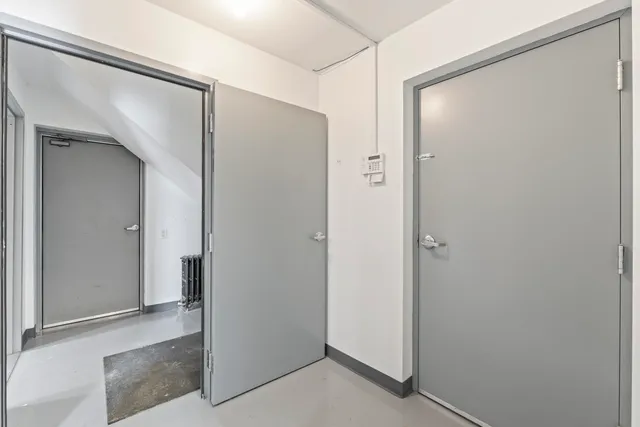 $700,000 | 823 Washington Street North, Auburn, ME 04210