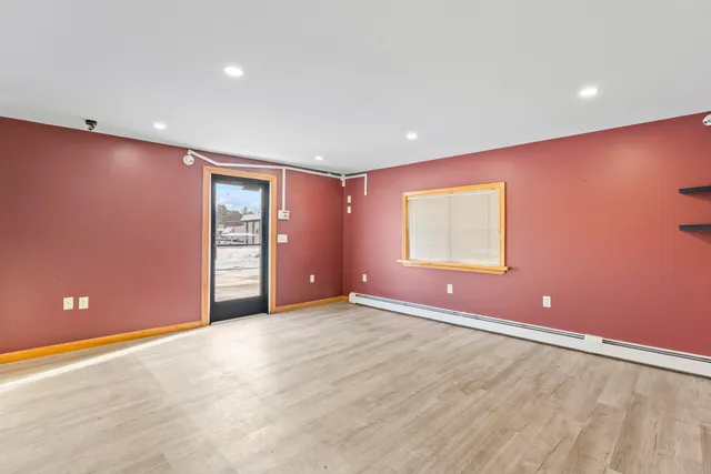 $700,000 | 823 Washington Street North, Auburn, ME 04210