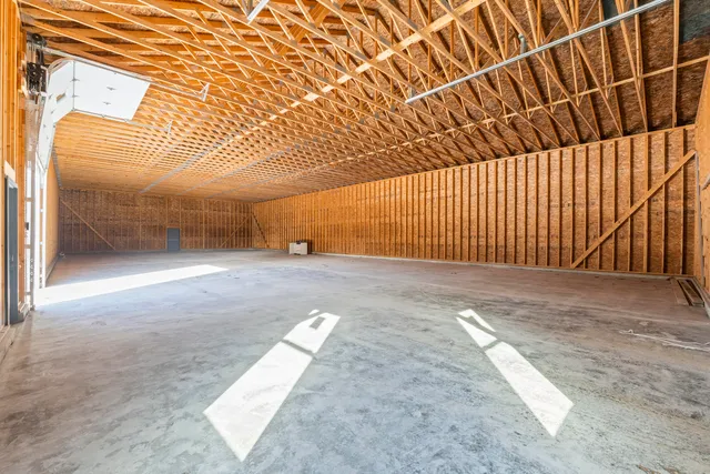 $700,000 | 823 Washington Street North, Auburn, ME 04210