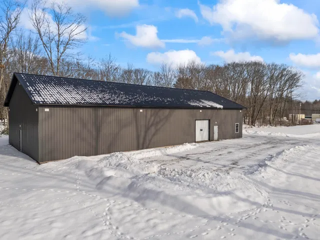 $700,000 | 823 Washington Street North, Auburn, ME 04210