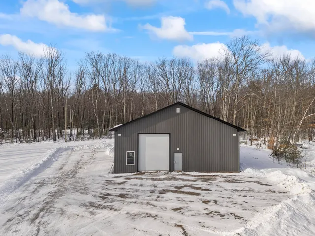 $700,000 | 823 Washington Street North, Auburn, ME 04210