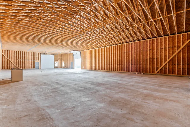 $700,000 | 823 Washington Street North, Auburn, ME 04210