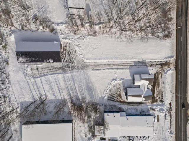 $700,000 | 823 Washington Street North, Auburn, ME 04210