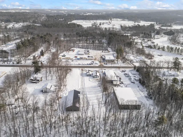 $700,000 | 823 Washington Street North, Auburn, ME 04210