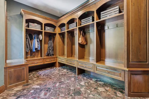 $4,299,000 | 614 Hidden Creek Trail, Mendota Heights, MN 55118