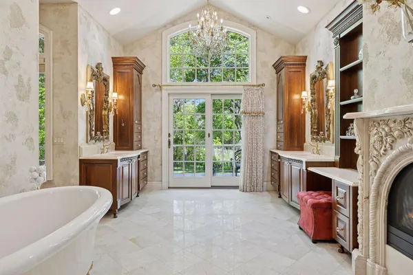 $4,299,000 | 614 Hidden Creek Trail, Mendota Heights, MN 55118