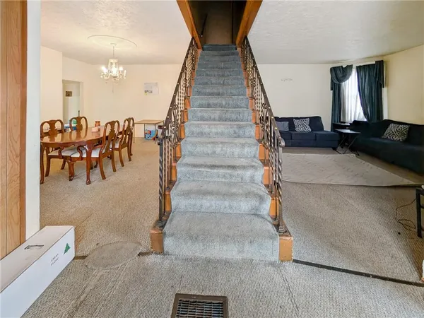 a view of entryway and hall