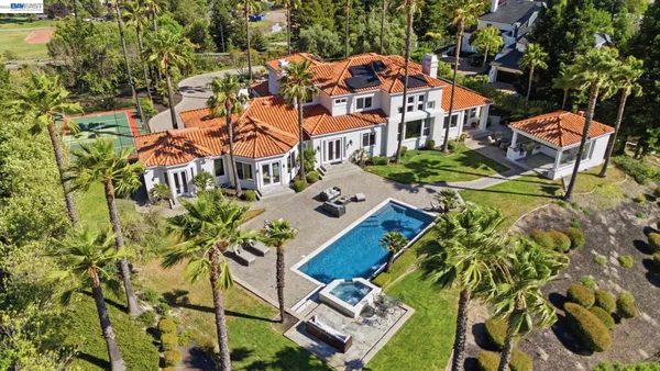 $5,750,000 | 27 Eagle Ridge Lane, Danville, CA 94506