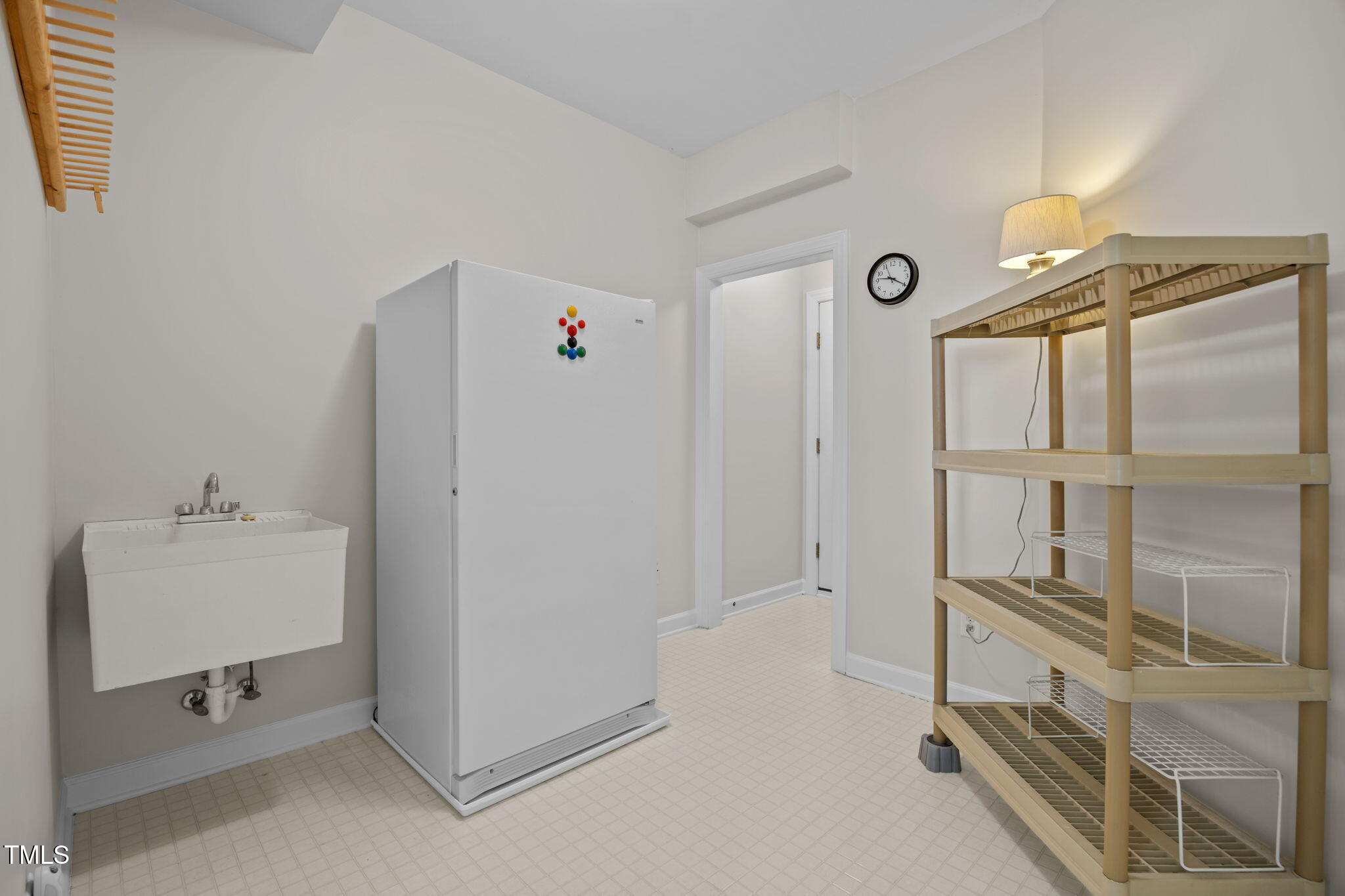 8001 Kukui Court Raleigh, NC 27613 - Photo 23 of 51 28-web-or-mls-IMG_9220