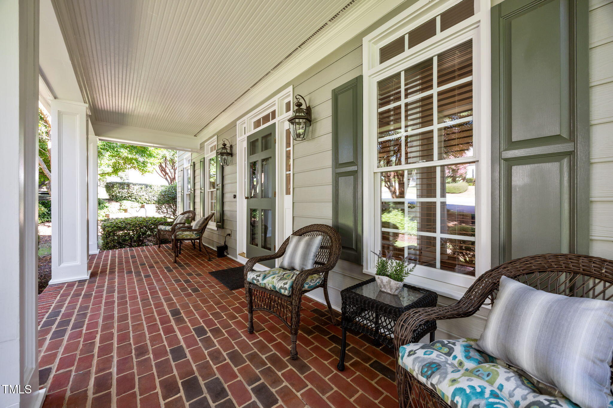 8001 Kukui Court Raleigh, NC 27613 - Photo 3 of 51 a living room with furniture and a window