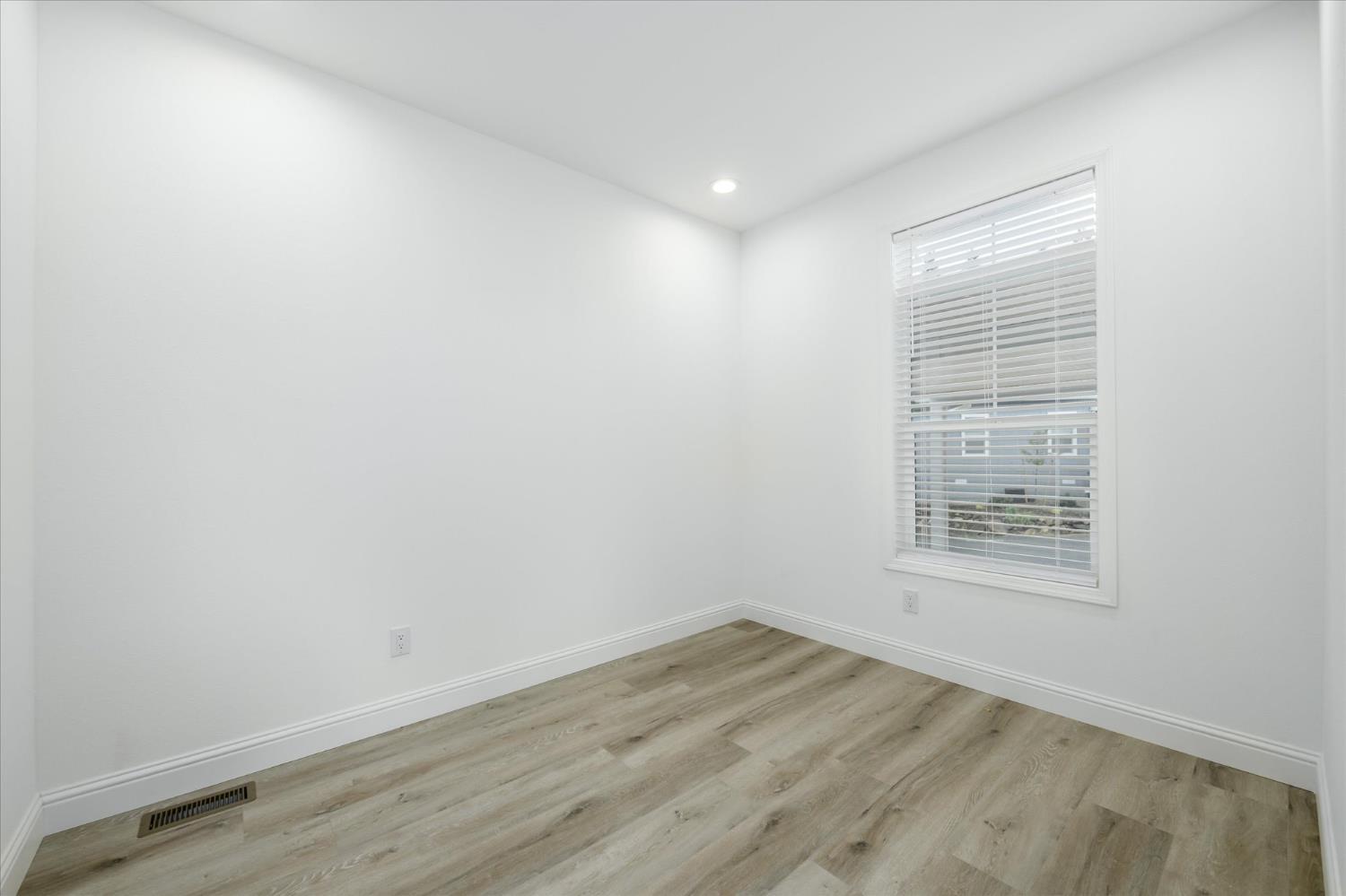 3550 China Garden Road, Unit 152 Placerville, CA 95667 - Photo 12 of 21