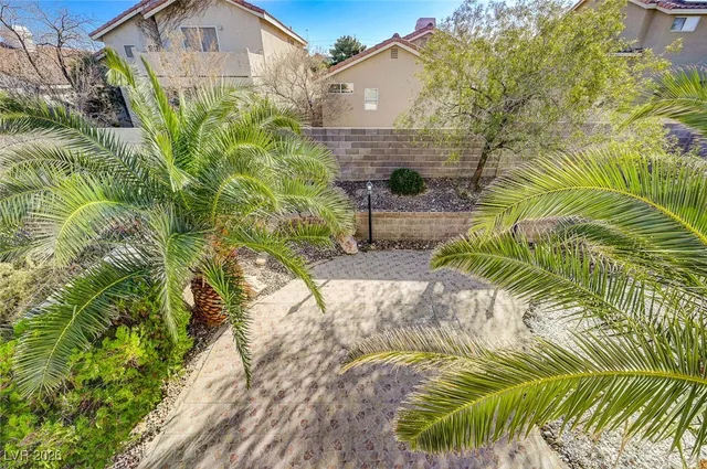 $2,300 | 2403 Rue De Versailles, Henderson, NV 89074