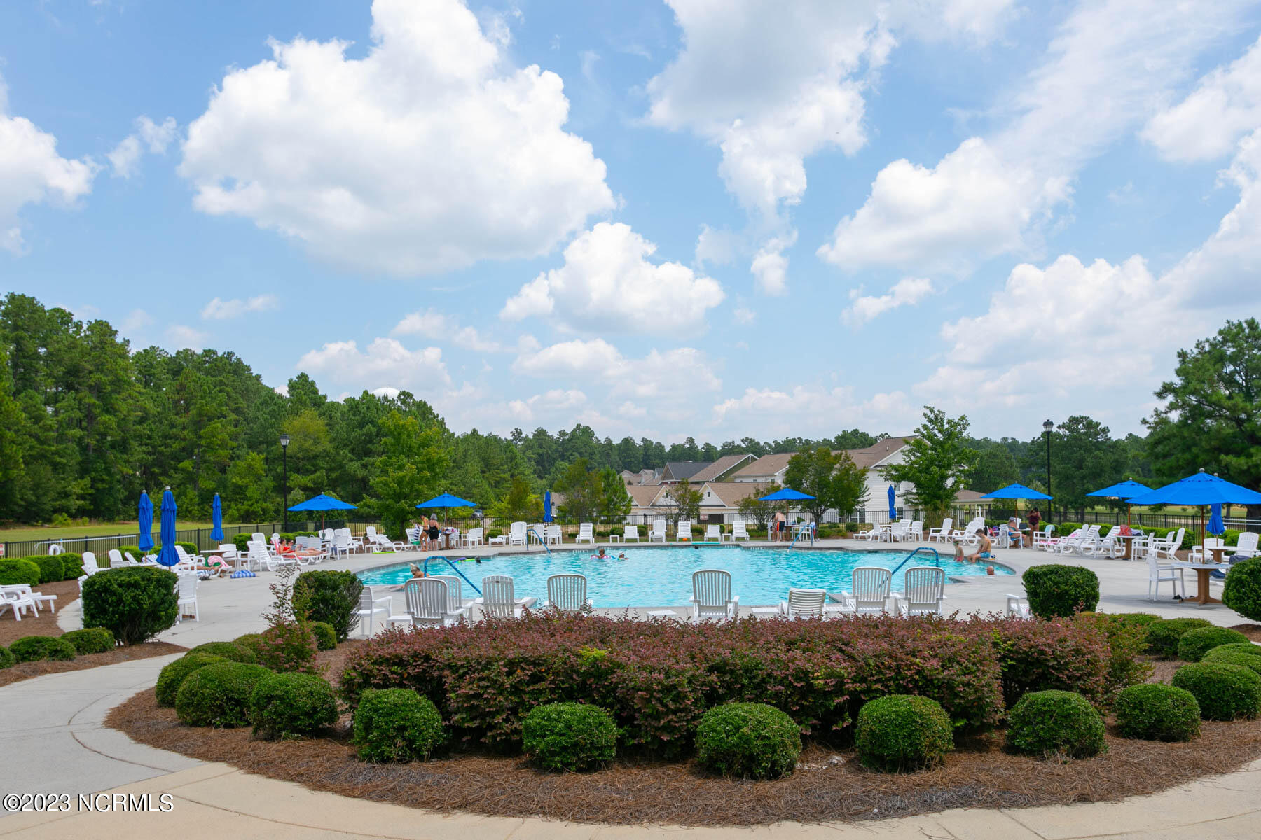 367 Kerr Lake Road Aberdeen, NC 28315 - Photo 33 of 40 pool