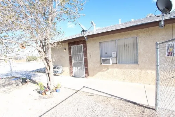 $1,295 | 16315 Juniper Street, Hesperia, CA 92345