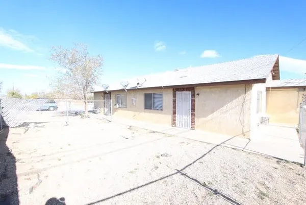 $1,295 | 16315 Juniper Street, Hesperia, CA 92345