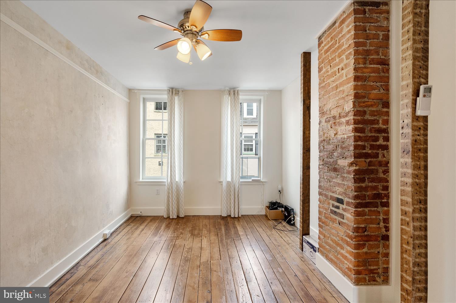 421 George Street Baltimore, MD 21201 - Photo 12 of 32 Owner's Suite (#1)