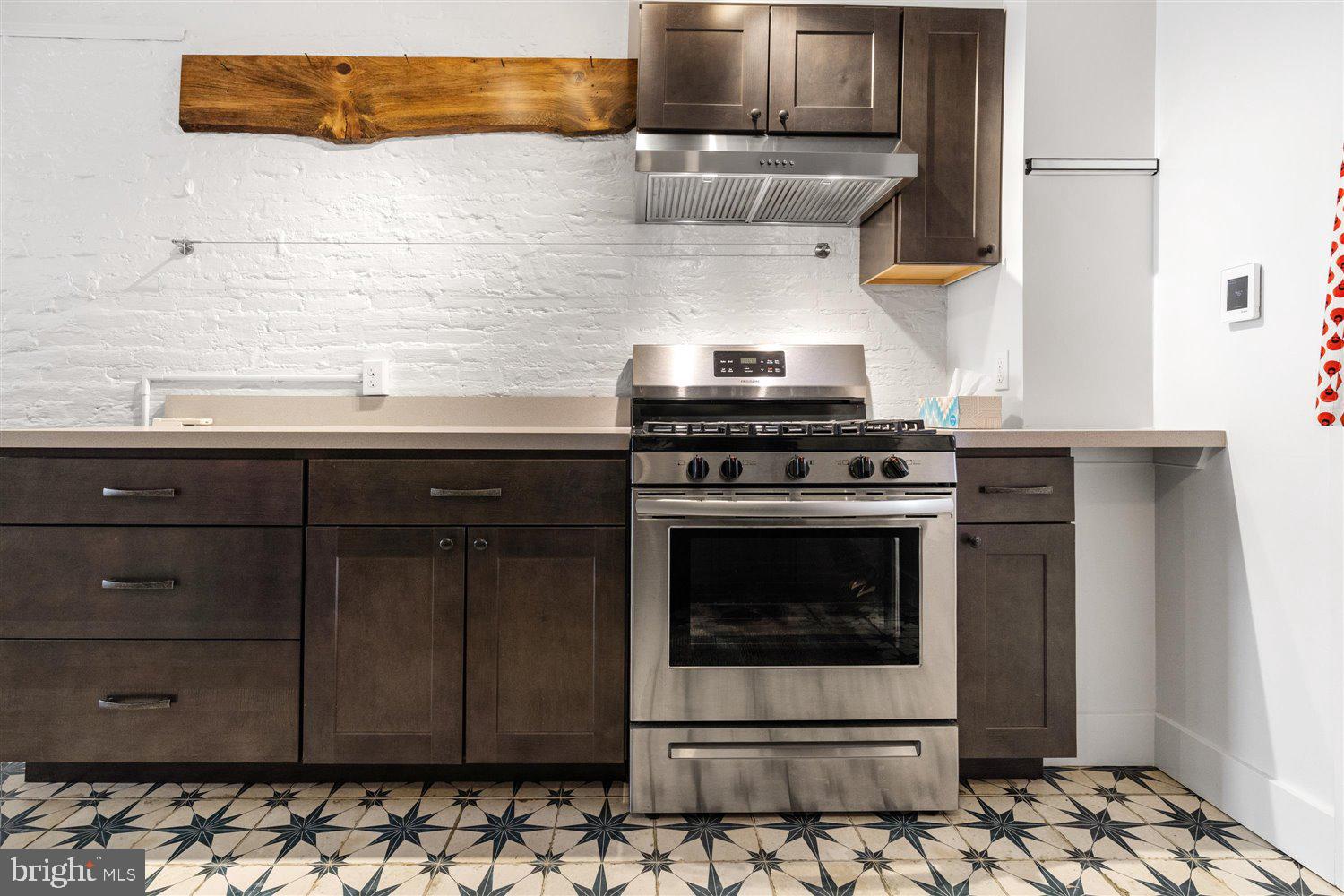 421 George Street Baltimore, MD 21201 - Photo 9 of 32 Kitchen