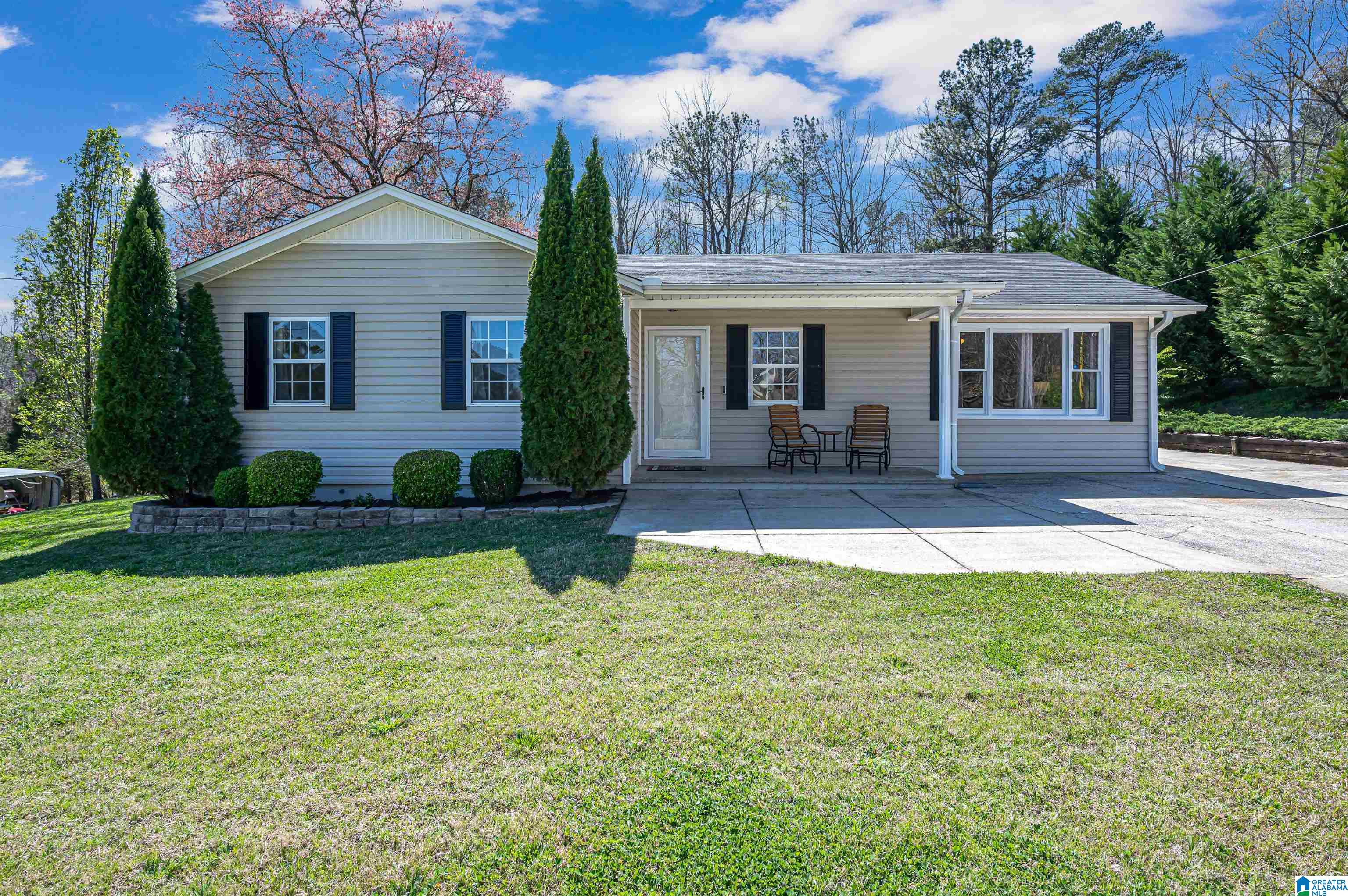 1424 Annie Lee Road Trussville, AL 35173 - Photo 1 of 42