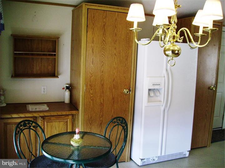 714 Berry Road Wilmington, DE 19810 - Photo 7 of 13 Kitchen