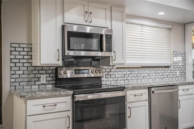 $1,950 | 4315 Creekwood Lane, Mulberry, FL 33860