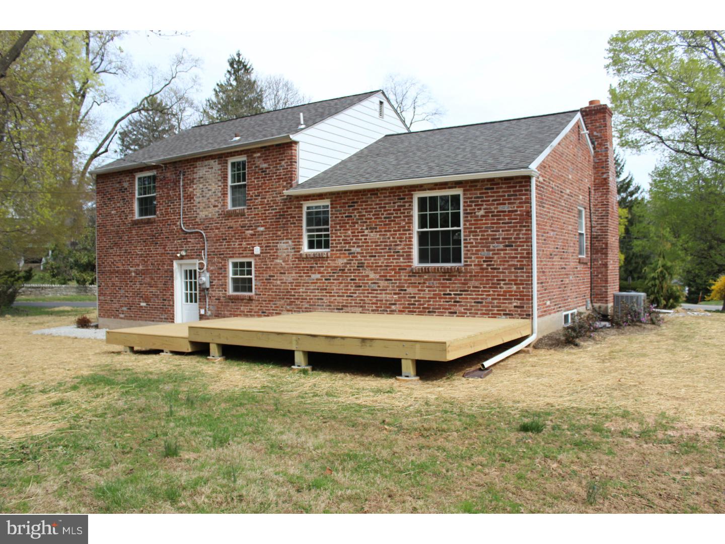 300 North Fairfield Road Devon, PA 19333 - Photo 2 of 7