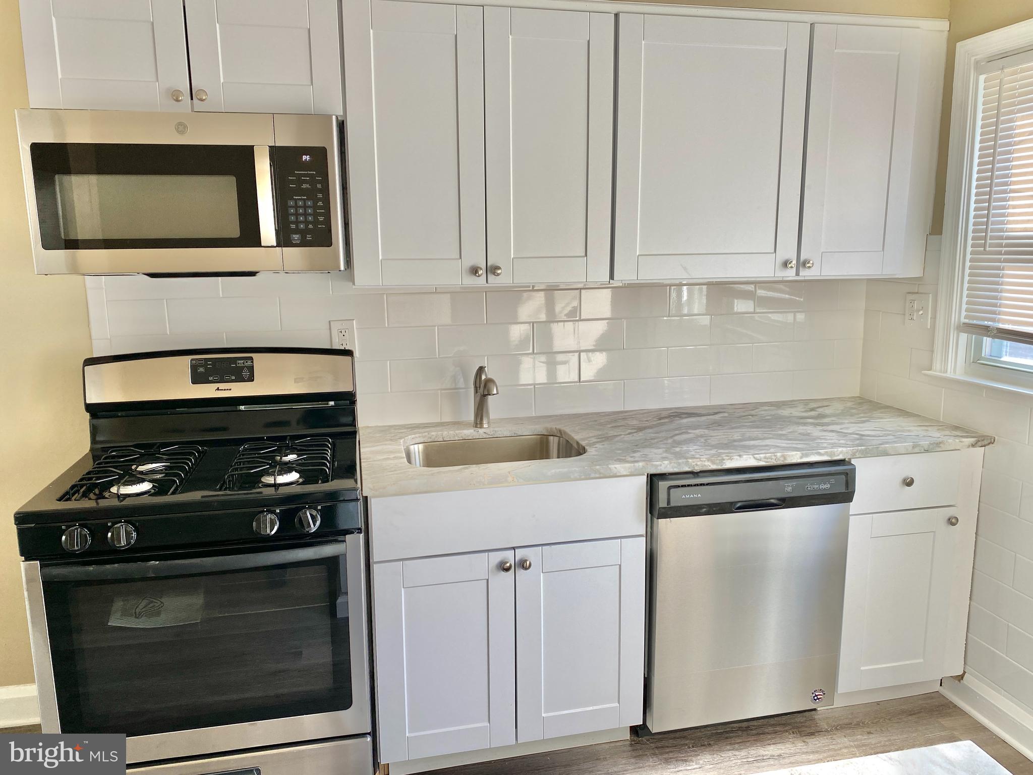 442 Grovethorn Road Baltimore, MD 21220 - Photo 2 of 29