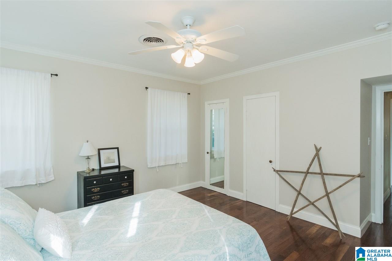 2448 Shades Crest Road Birmingham, AL 35216 - Photo 25 of 32