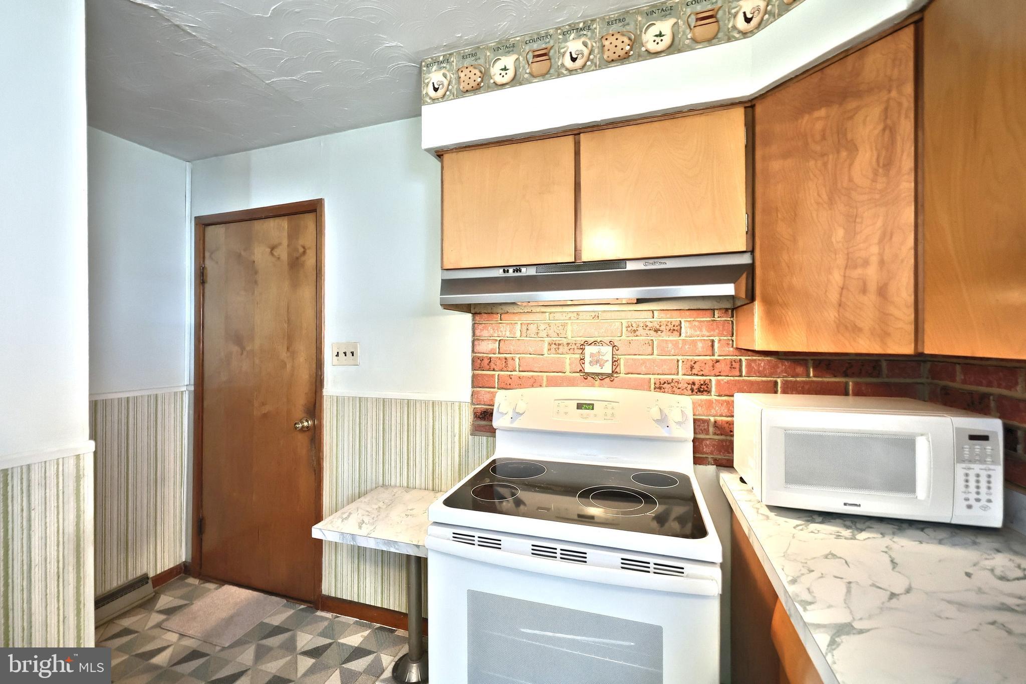 525 Bahns Mill Road Red Lion, PA 17356 - Photo 14 of 31