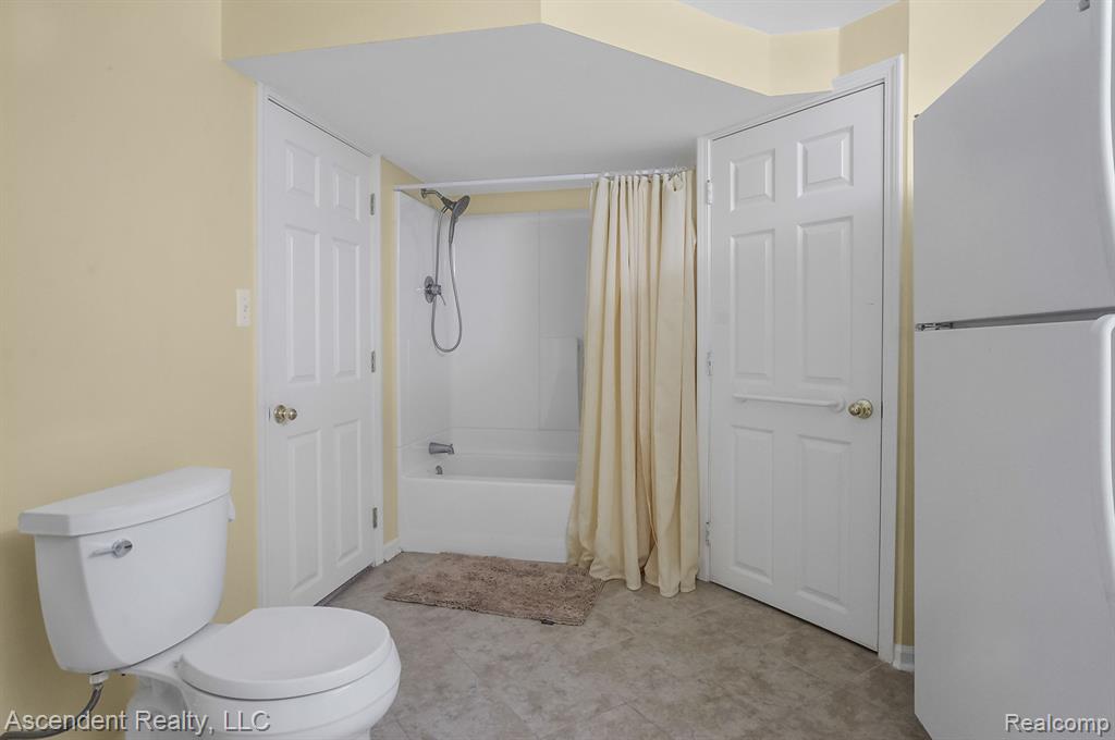 1663 Tacoma Drive Rochester Hills, MI 48306 - Photo 37 of 51