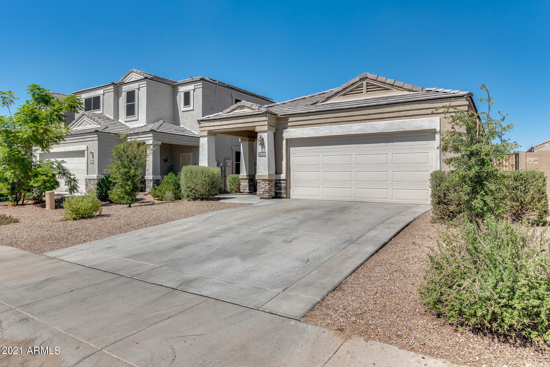 30928 West Picadilly Road Buckeye, AZ 85396 - Photo 3 of 31