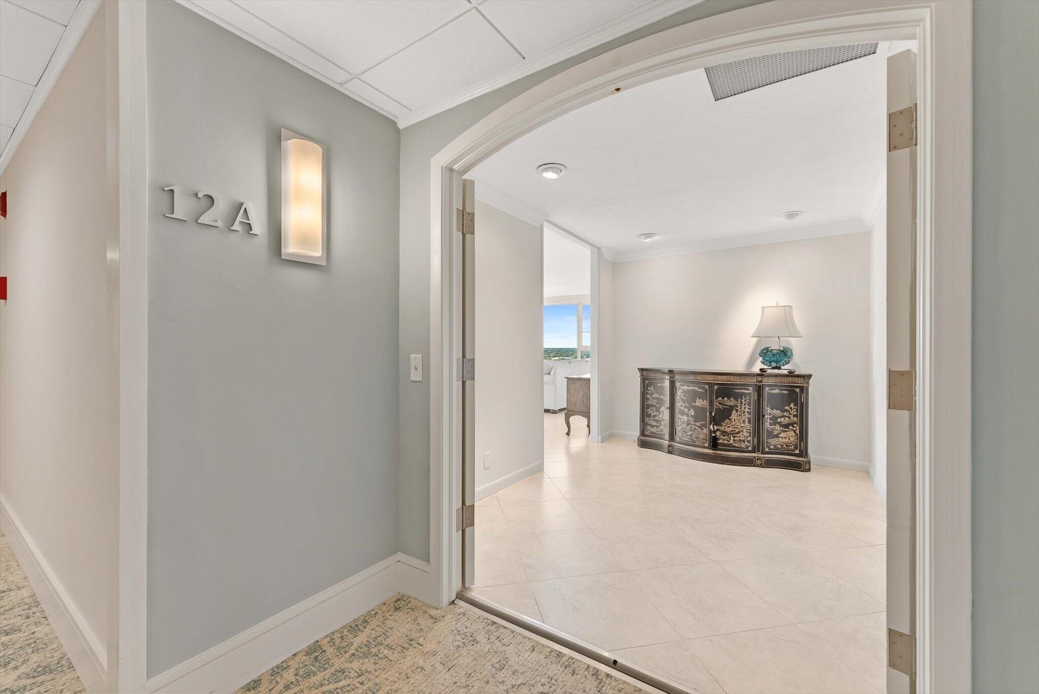 50 E Road, Unit 12A Delray Beach, FL 33483 - Photo 4 of 47 02-2