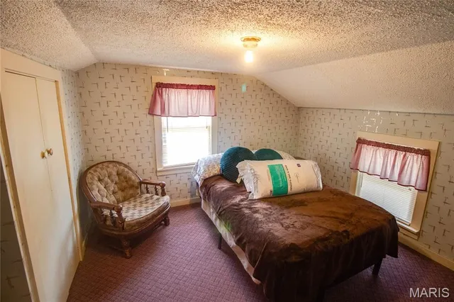 $67,900 | 706 Harrison Street, Jerseyville, IL 62052