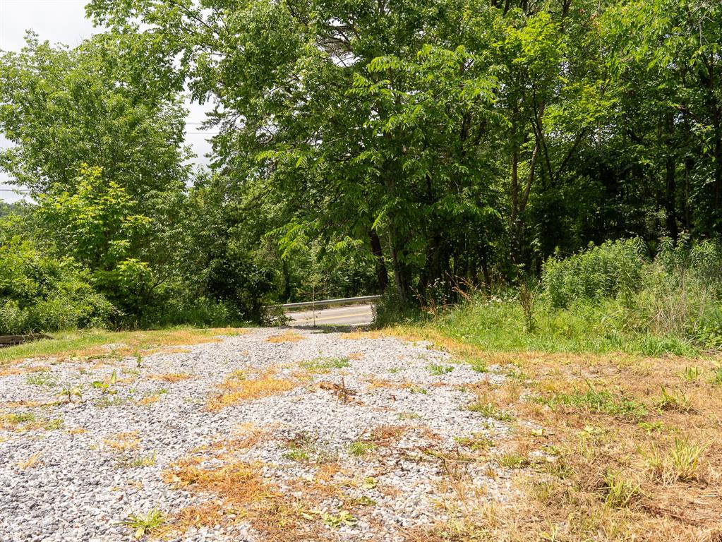 3510 Green Garden Road Aliquippa, PA 15001 - Photo 23 of 31