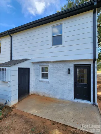 $1,350 | 315 Hamilton Drive Northeast, Unit 1, Concord, NC 28025
