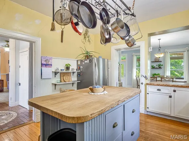 $500,000 | 5850 Maeystown Road, Waterloo, IL 62298