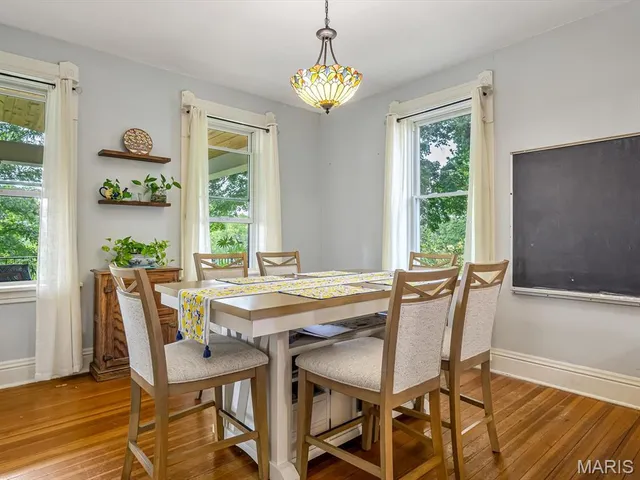 $500,000 | 5850 Maeystown Road, Waterloo, IL 62298