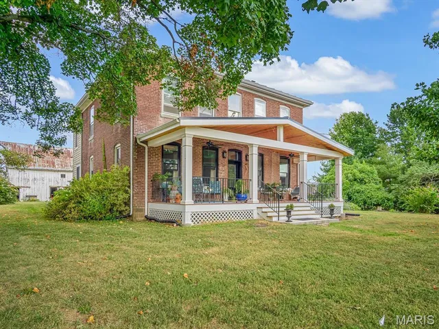 $500,000 | 5850 Maeystown Road, Waterloo, IL 62298