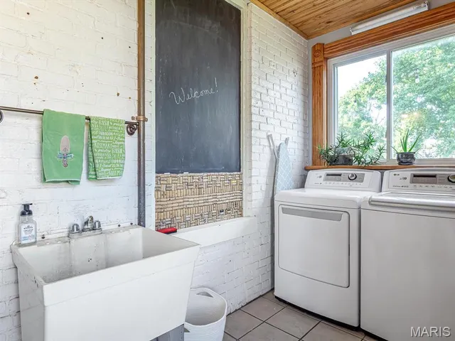 $500,000 | 5850 Maeystown Road, Waterloo, IL 62298