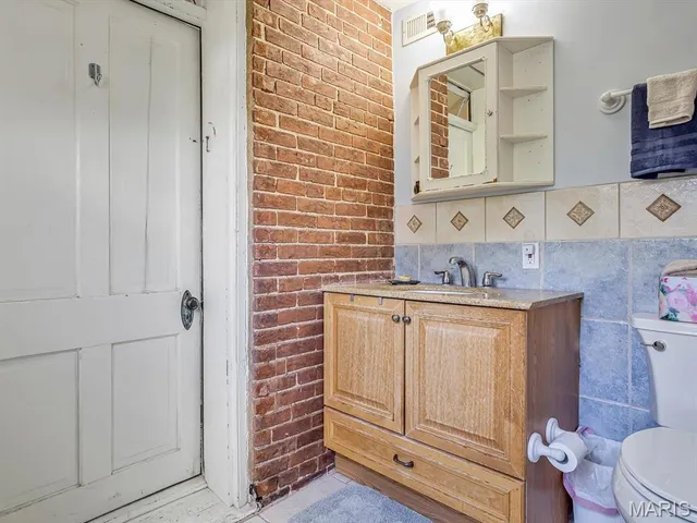 $500,000 | 5850 Maeystown Road, Waterloo, IL 62298