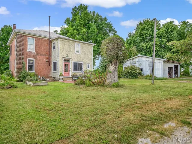 $500,000 | 5850 Maeystown Road, Waterloo, IL 62298