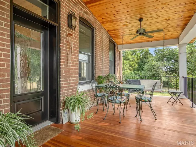 $500,000 | 5850 Maeystown Road, Waterloo, IL 62298