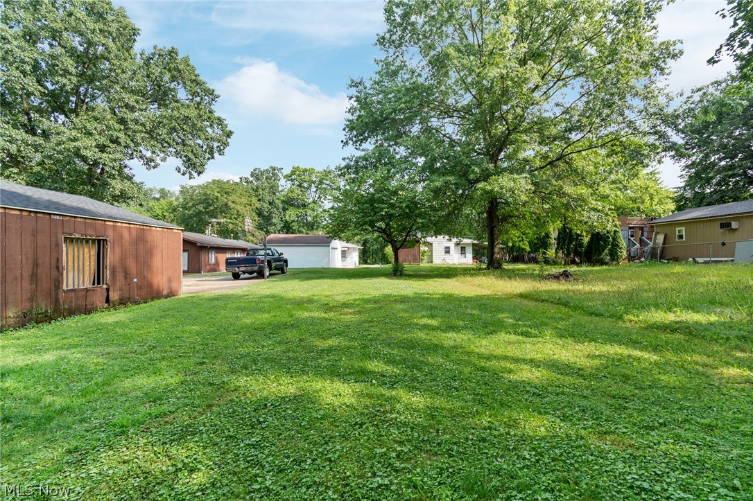 2964 Pressler Road Uniontown, OH 44685 - Photo 23 of 25 Gallery Image 23
