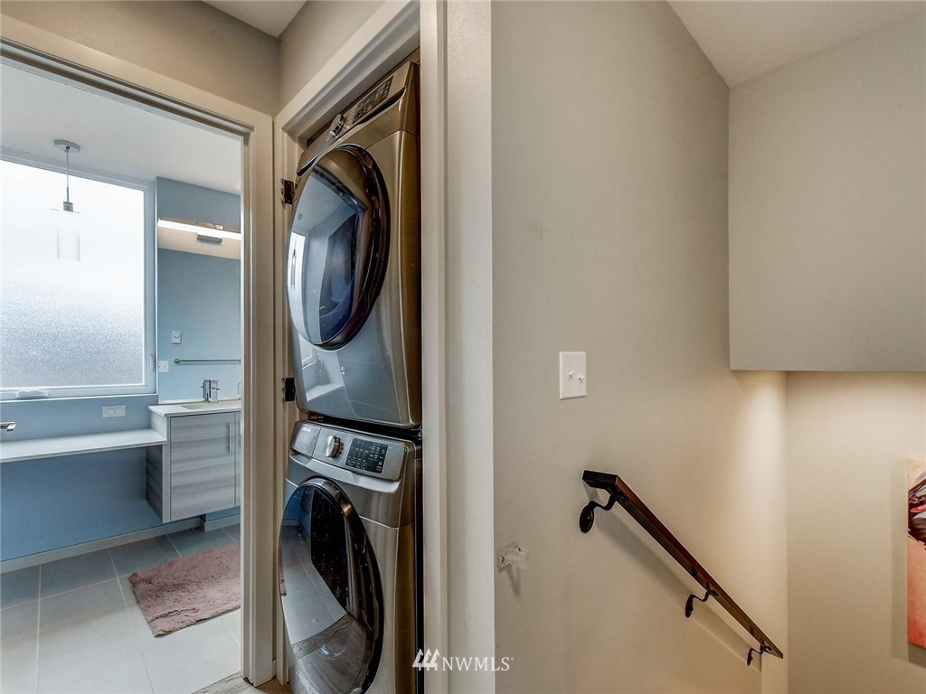 2017 South Main Street, Unit B Seattle, WA 98144 - Photo 14 of 17 Gallery Image 14