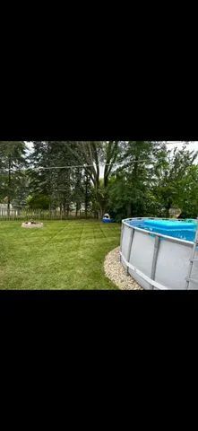 $327,900 | 605 Tanglewood Drive, Streamwood, IL 60107