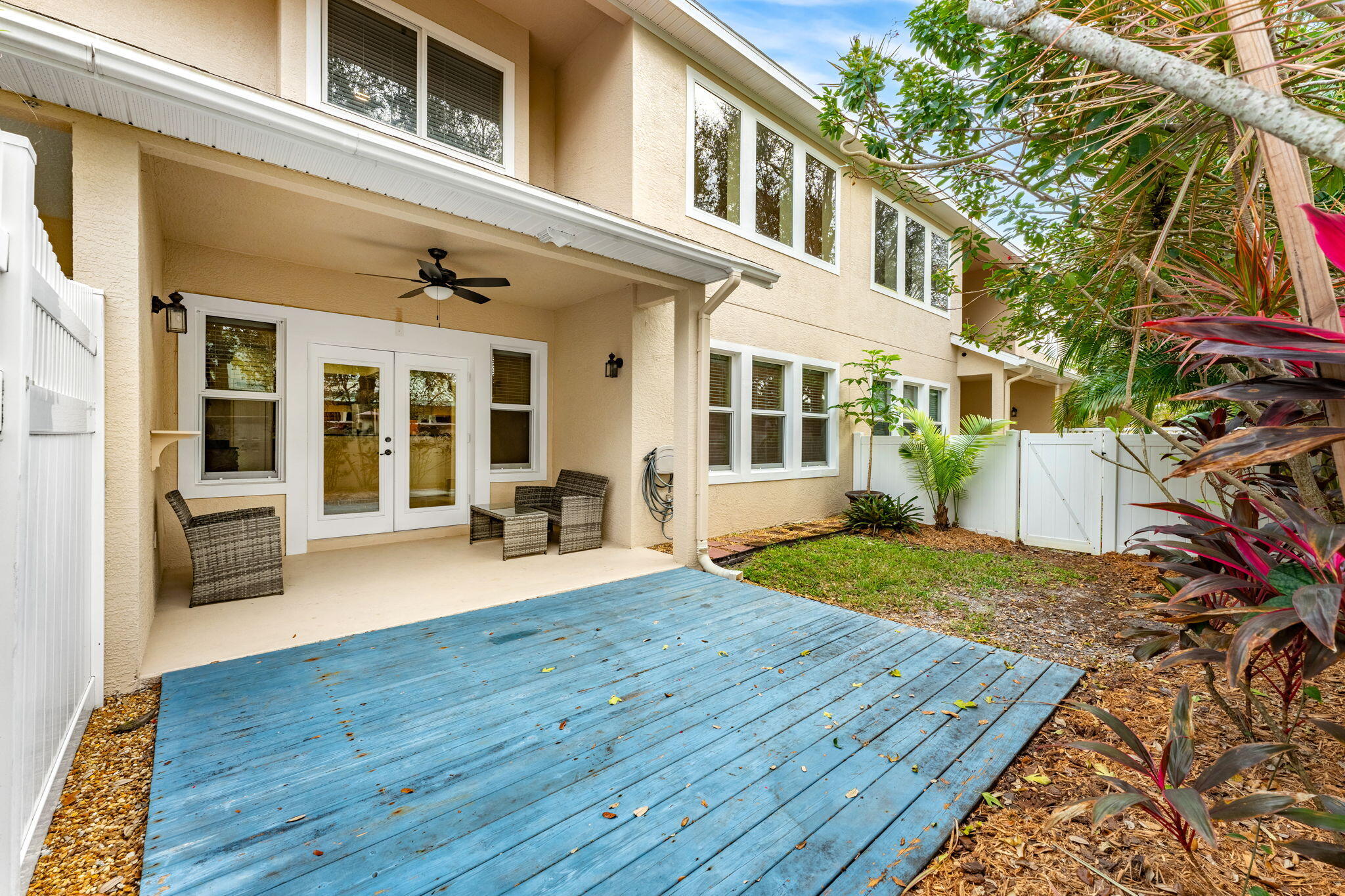 204 Holman Road, Unit 3 Cape Canaveral, FL 32920 - Photo 26 of 61 front view of a house with a porch