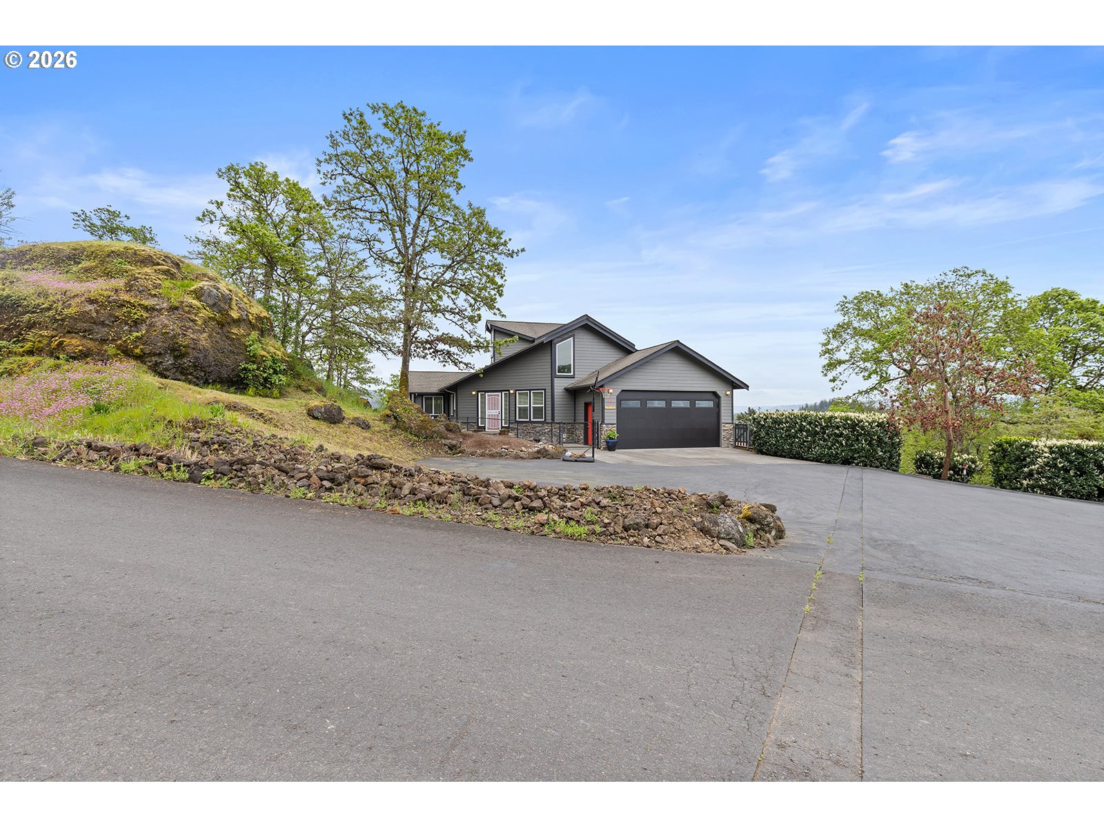 72 Bluff Road Kelso, WA 98626 - Photo 2 of 48